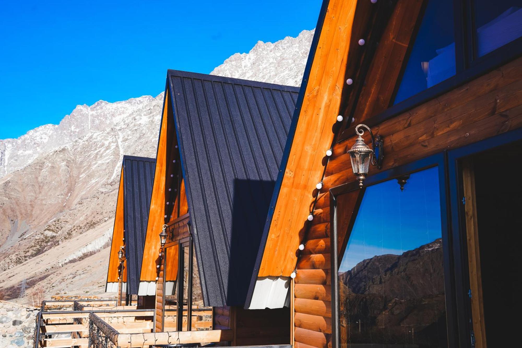 Restart Cottages In Kazbegi Экстерьер фото
